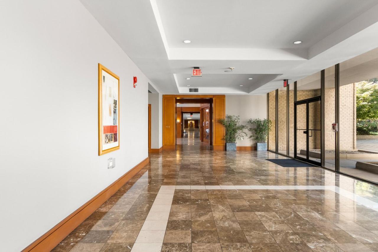 Urbandelight Crystal City Mins To Dc Free Parking Arlington Eksteriør bilde